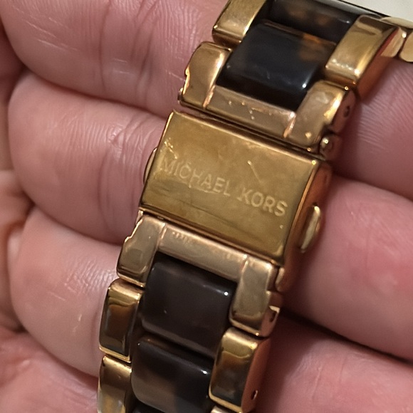 Michael Kors Watch-Yellow Gold Toned/Tortoise Band-Pink Face-Crystal Bezel-Box - Picture 11 of 17